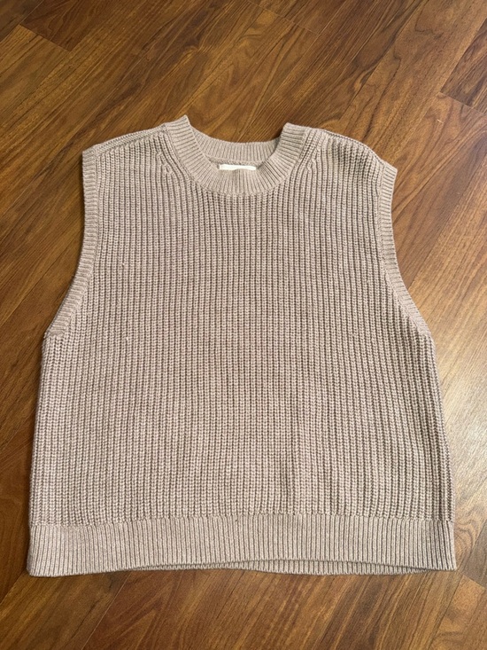 Abercrombie & Fitch Sweaters - Abercrombie & Fitch Ribbed Knit Vest in Taupe